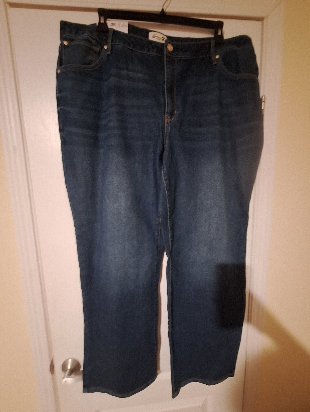 NWT Seven 7 Classic Dark Blue Womens Straight-Leg Jeans 20W Loose Straight